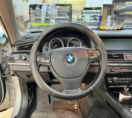 부천랩핑 리얼 후기 BMW 730d 무광블랙 전체랩핑 실내 카본 랩핑 / 양천구 신정동