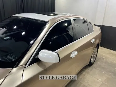 일산 BMW E60 528i 샴페인골드 퓨어화이트 전체랩핑 크롬죽이기 휠 랩핑 시공기 / 양천구 신정동