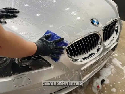 일산 BMW E60 528i 샴페인골드 퓨어화이트 전체랩핑 크롬죽이기 휠 랩핑 시공기 / 양천구 신정동