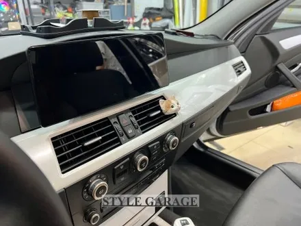 일산 BMW E60 528i 샴페인골드 퓨어화이트 전체랩핑 크롬죽이기 휠 랩핑 시공기 / 양천구 신정동