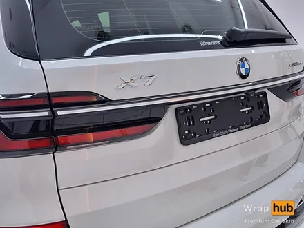 BMW X7 블랙유광으로 크롬딜리트, 작은 포인트 변화가 전체적인 느낌을 다르게 해요 - 랩허브 / 일산, 파주, 고양 자동차 랩핑 / 고양,일산,김포
