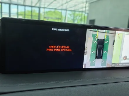 제네시스 gv80 차량 출고후에 빠진써라운드뷰 옵션 순정부품으로 깔끔하게 시공해드렸습니다 / 강서구 대저1동