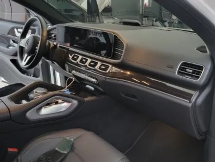 W167 GLE 쿠페 송풍구 4D전동 부매스터 앰비언트 장착 / 강서구 대저1동