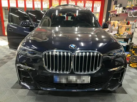 수원 에스튠 - BMW X7__아이나비 QXD1플러스 블랙박스에 보조배터리 추가 장착 / 경기 수원 영통