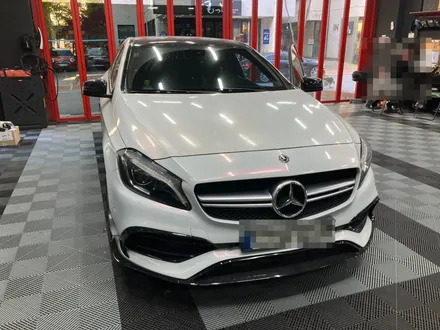 에스튠(아이나비 수원광교점) - 벤츠A45amg __ 아이나비 z9900 2채널 블랙박스 / 경기 수원 영통