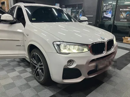 에스튠(아이나비 수원광교점) - BMW X4__ 아이나비QXD2 , 케어셀15A 보조배터리 / 경기 수원 영통