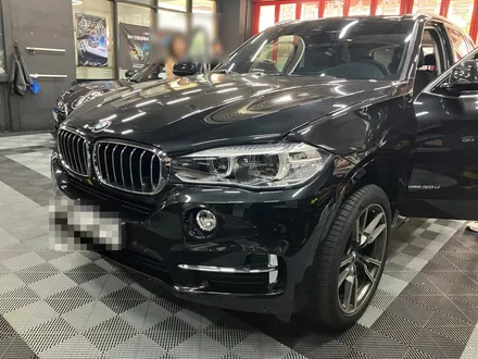 에스튠(아이나비 수원광교점) - BMW X5__아이나비QXD2 , 리눅스터치모니터(애플카플레이,안드로이드오토) / 경기 수원 영통