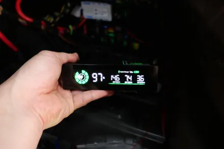 에스튠(아이나비 수원광교점) - BMW Z4 QXD800+셀뱅크B200+커넥티드 프로플러스 장착 / 수원, 광교, 동탄