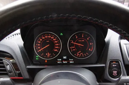 수원 에스튠 - BMW 118D NBT > ID6+8.8터치모니터 / M핸들+컬럼+열선스위치 / 수원, 광교, 동탄