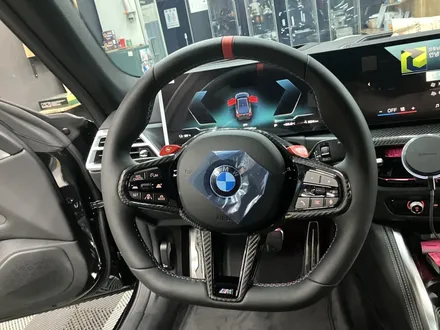 에스튠(아이나비 수원광교점) - BMW i4__아이나비QXD ,커넥티드, 케어셀15A 보조배터리 / M버튼 장착 / 경기 수원 영통
