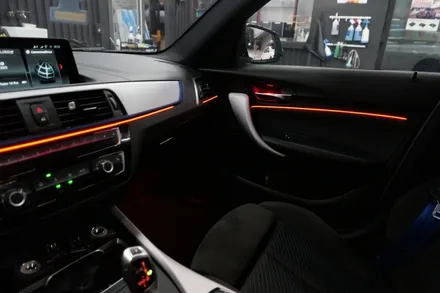 BMW 118D -  8.8순정모니터 +순정카플레이 / RGB엠비언트 / 수원, 광교, 동탄