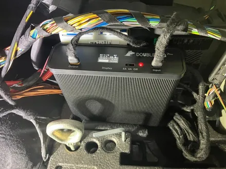 BMW G29 _ 아이나비 QXD1플러스 + 커넥티드 + 더블독12AP 보조배터리 / 경기 수원 영통