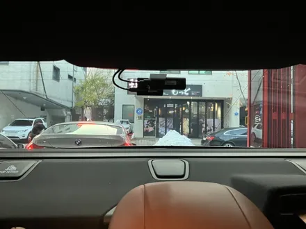 에스튠(아이나비 수원광교점) - BMW 740 / G70 _ 아이나비QXD1플러스+커넥티드+보조배터리 / 경기 수원 영통