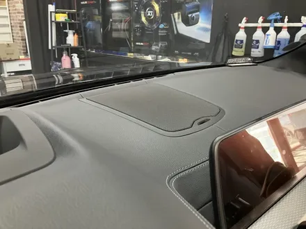 수원 에스튠 - BMW X3 / G01 __ 포칼 IS100KL 스피커 교체 ( 도어 1,2열 + 센터스피커) / 경기 수원 영통