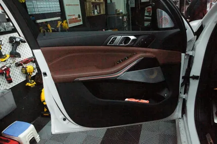 수원 에스튠 - BMW X5 /G05__회오리 스피커 엠비언트