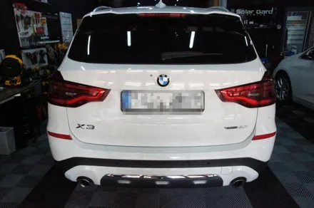 에스튠(아이나비 수원광교점) - BMW X3/G01__아이나비 Z9500(동글,gps포함) + 더블독12AP 보조배터리 장착 / 경기 수원 영통