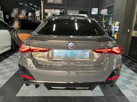 수원 에스튠 - BMW i4 __ 천장 + ABC필러 방음 / 경기 수원 영통