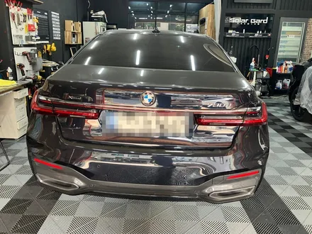 에스튠(아이나비 수원광교점) - BMW 730d__아이나비 z1 2채널 블랙박스 / 경기 수원 영통