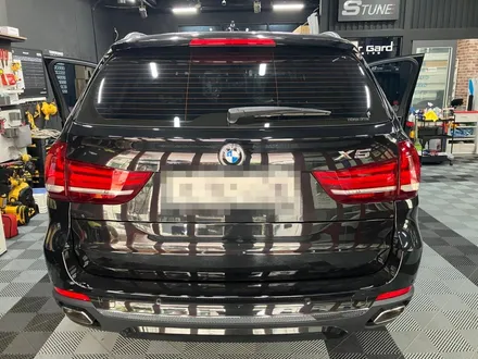 에스튠(아이나비 수원광교점) - BMW X5__아이나비QXD2 , 리눅스터치모니터(애플카플레이,안드로이드오토) / 경기 수원 영통