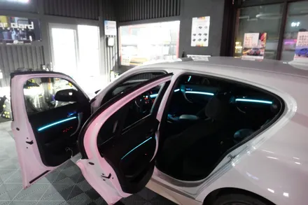 BMW 118D - RGB 비노출 엠비언트 전체 시공 / 수원, 광교, 동탄