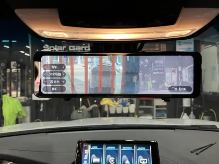 수원 에스튠 - BMW F20__순정컴포트엑세스 / 리눅스 터치모니터 / 룸미러형 블랙박스 / 광각미러 / 경기 수원 영통