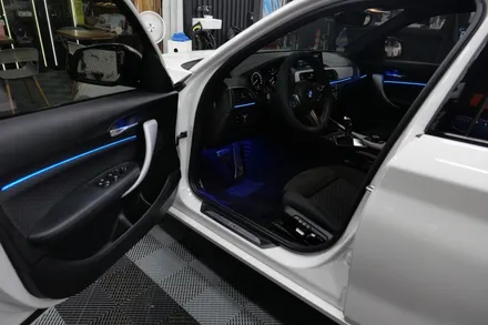 BMW 118D -  8.8순정모니터 +순정카플레이 / RGB엠비언트 / 수원, 광교, 동탄