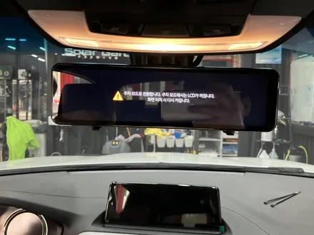 수원 에스튠 - BMW F20__순정컴포트엑세스 / 리눅스 터치모니터 / 룸미러형 블랙박스 / 광각미러 / 경기 수원 영통