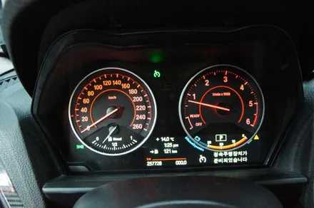 에스튠 - BMW 118D __ 열선, 크루즈 활성화(핸들,컬럼,스위치장착) / 시거잭추가 / 수원, 광교, 동탄
