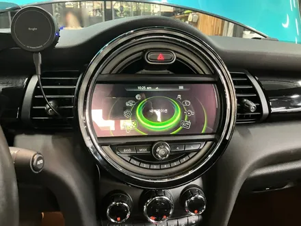 수원 에스튠 - 미니쿠퍼, BMW __ 터치X,순정내비O → ID4 >ID6 펌업 ( 애플카플레이 활성화 ) / 경기 수원 영통