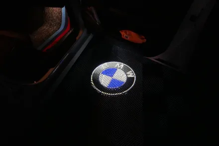 BMW 스피커(도어,바닥) / 블랙박스 + 보조배터리 / 광각미러 / 도어로고라이트 / 후석시거잭 / 식빵등 / 수원, 광교, 동탄