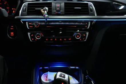 BMW 3시리즈 RGB엠비언트 + 도어로고 라이트 / 수원, 광교, 동탄