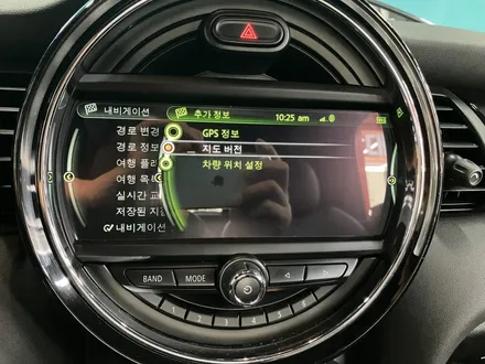 수원 에스튠 - 미니쿠퍼, BMW __ 터치X,순정내비O → ID4 >ID6 펌업 ( 애플카플레이 활성화 ) / 경기 수원 영통