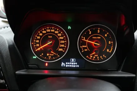 BMW 118D 도어로고라이트 / 열선핸들장착(컬럼+스위치) / 피에조부저 / 수원, 광교, 동탄