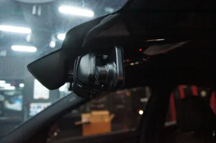 수원 에스튠 - BMW G20 / 320i __ 룸미러형 블랙박스 파인뷰LX5 파워 장착 / 수원, 광교, 동탄