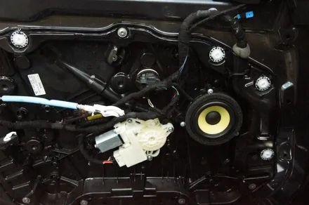 에스튠 - BMW G21 / M340i __ 포칼 IS100KL 스피커 교체