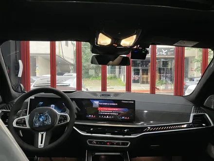 에스튠(솔라가드 프리미엄 수원이의점) - BMW X7 60i__제니스ir 신차 썬팅 / 아이나비qxd1플러스 + 커넥티드 + 케어셀 cz12A 보조배터리 / 경기 수원 영통