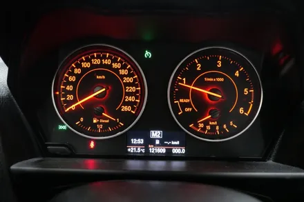 BMW 118D 도어로고라이트 / 열선핸들장착(컬럼+스위치) / 피에조부저 / 수원, 광교, 동탄
