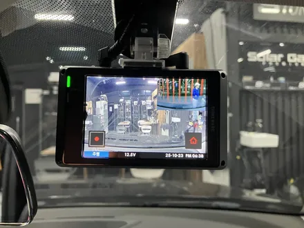 에스튠(아이나비 수원광교점) - BMW F40__아이나비 QX100 2채널 블랙박스 / 경기 수원 영통