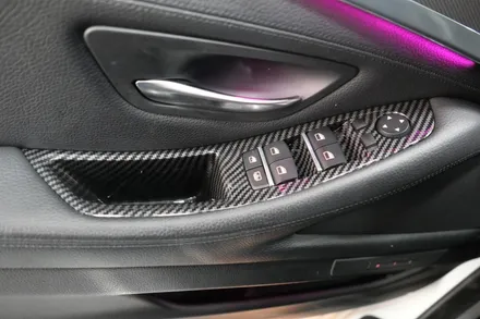 BMW F10 - 엠비언트 광량칩교체, 도어안쪽손잡이 교체 / 수원, 광교, 동탄