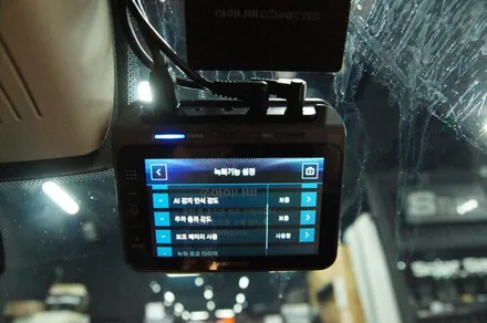 에스튠(아이나비 수원광교점) - BMW X3 / G01 __ 아이나비 QXD1 + 보조배터리(더블독12AP) + 커넥티드프로플러스 / 수원, 광교, 동탄
