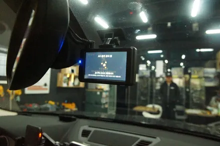 에스튠 - BMW X2__ 파인뷰LXQ3000 파워 2채널 블랙박스 장착 / 수원, 광교, 동탄