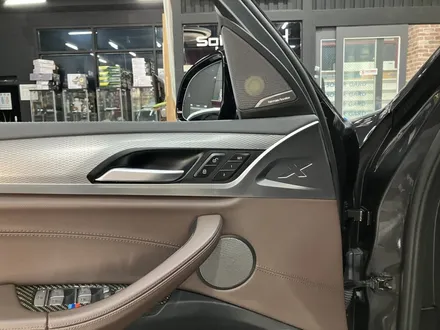 수원 에스튠 - BMW X3 / G01 __ 포칼 IS100KL 스피커 교체 ( 도어 1,2열 + 센터스피커) / 경기 수원 영통
