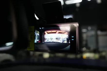에스튠(아이나비 수원광교점) - BMW Z4 QXD800+셀뱅크B200+커넥티드 프로플러스 장착 / 수원, 광교, 동탄