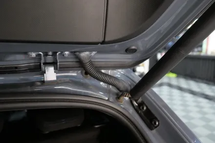 에스튠(아이나비 수원광교점) - BMW M135i 퀀텀3블랙박스 + 보조배터리(에코파워팩 S12LCD)장착 / 수원, 광교, 동탄