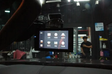 수원 에스튠 - BMW 740Li__파인뷰lxq600 2채널 블랙박스 장착 / 경기 수원 영통
