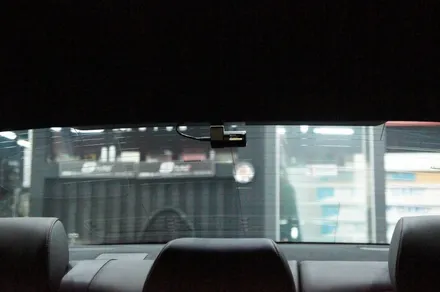에스튠(아이나비 수원광교점) - 제네시스G70__아이나비 Z9500(와이파이동글,GPS) 2채널 블랙박스 장착 / 경기 수원 영통
