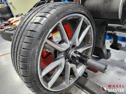 E43AMG 굴절수리 / 벤츠 E43AMG 차량 떨림으로 인한 휠굴절수리 / 벤츠 휠수리 / 파주,일산