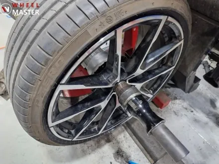 차체진동 및 핸들떨림/BMW 840D 728M 20인치 휠굴절수리/열변형없는 휠굴절수리 / 파주,일산