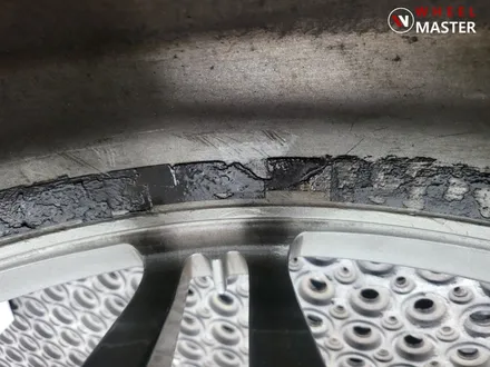 벤츠 W212 E63AMG 19인치 단조휠 고속 핸들떨림으로 인한 미세굴절수리 / 벤츠 휠굴절수리 / 파주,일산