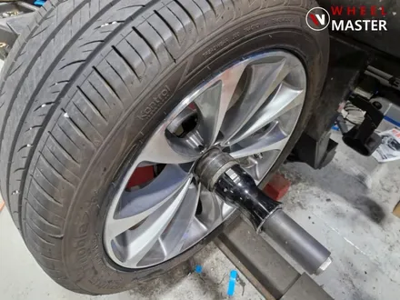 BMW F10 520D 18\